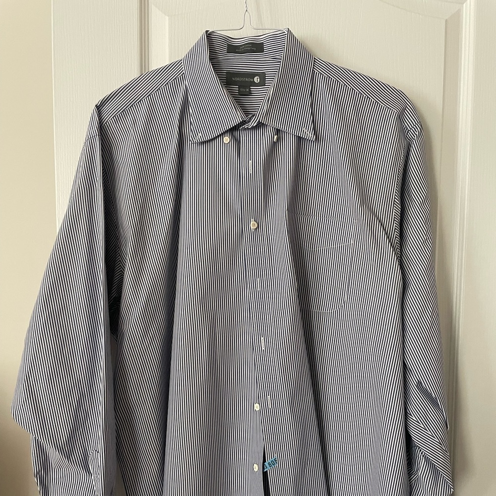 Men’s dress shirt